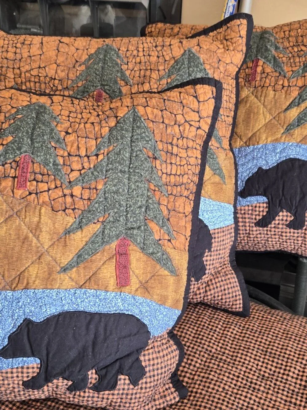 NEW -- Queen/King Donna Sharp Woodland Bedspread & Pillow Set w/ curtain valance